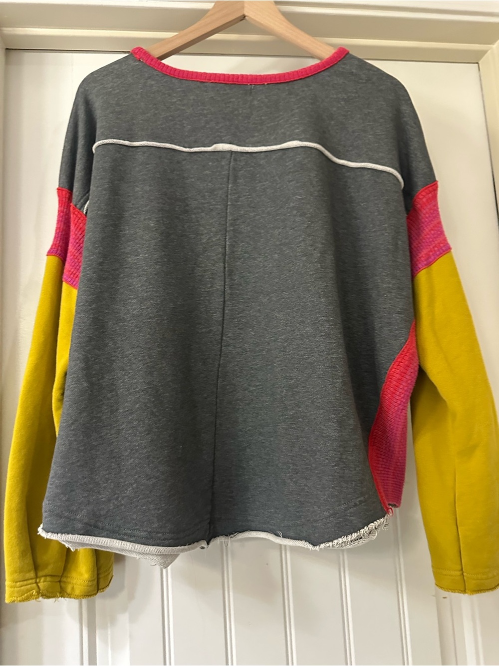 NATURAL LIFE Women's L/xl boxy Fit Color Block Sweatshirt Mixed Media - Picture 4 of 5